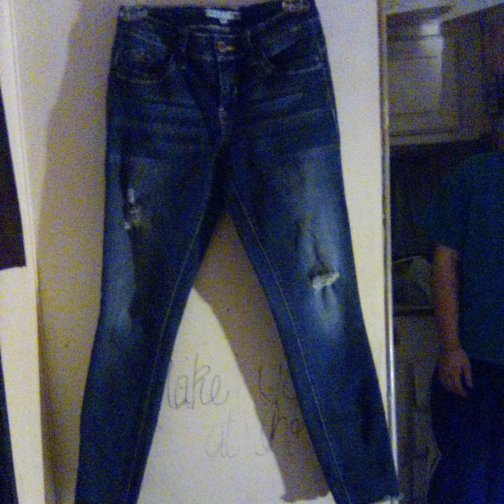 YMI RIPPED BETTA BUTT JEANS